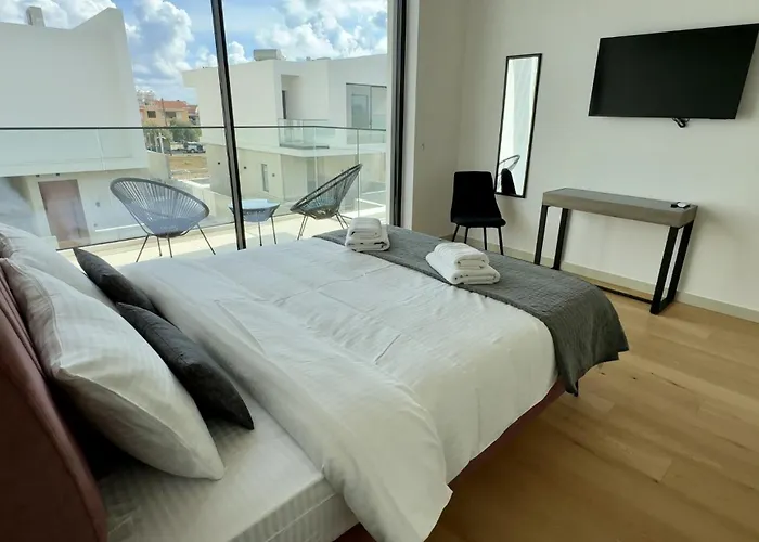 Elysian Blue 2 * Paphos