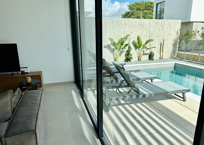 Elysian Blue 2 * Paphos